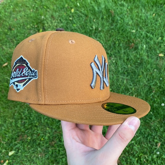 New Era Yankees x Cigar pack Fitted hat - Picture 6 of 6